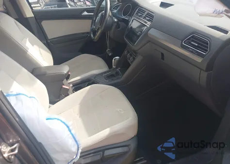 2018 Volkswagen Tiguan 2.0T Se/2.0T Sel from USA, damaged, VIN 3VV3B7AX1JM045203